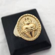 Load image into Gallery viewer, 14k 18k gold sacred heart of jesus ring