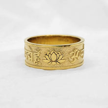 Load image into Gallery viewer, men's and women's lotus om mani padme hum ring in 14k and 18k gold