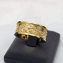 Load image into Gallery viewer, 14k 18k gold wide baroque ornament ring 2