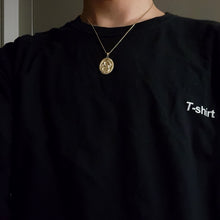 Load image into Gallery viewer, 14k 18k gold oval Korean dragon pendant necklace 1