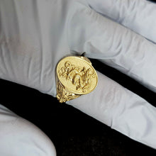 Load image into Gallery viewer, 14k 18k gold oval korean dragon ring 3