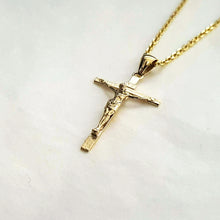 Load image into Gallery viewer, 14k 18k gold crucifix pendant necklace 1 Medium 30mm