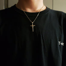 Load image into Gallery viewer, 14k 18k gold crucifix pendant necklace 1 Medium 30mm