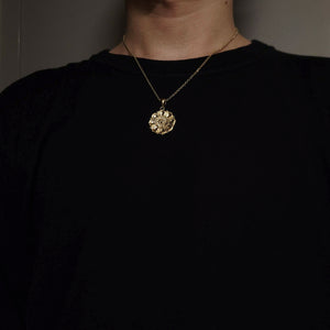 14k 18k gold lotus pendant necklace 1