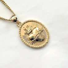 Load image into Gallery viewer, 14k 18k gold sacred heart of Jesus pendant necklace
