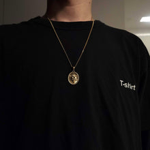 Load image into Gallery viewer, 14k 18k gold sacred heart of Jesus pendant necklace
