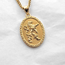 Load image into Gallery viewer, 14k 18k gold oval lion pendant necklace 2
