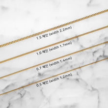 Load image into Gallery viewer, 14k 18k gold miraculous medal necklace Small 18.5mm
