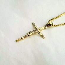 Load image into Gallery viewer, crucifix pendant necklace in 14k and 18k gold for women
