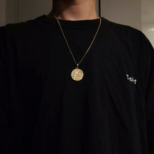 Load image into Gallery viewer, 14k 18k gold circle Korean dragon pendant necklace 3
