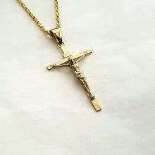Load image into Gallery viewer, 14k 18k gold crucifix pendant necklace 1 Medium 30mm
