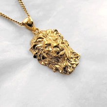 Load image into Gallery viewer, 14k 18k gold men&#39;s lion pendant necklace
