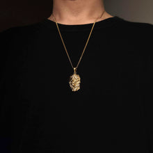 Load image into Gallery viewer, 14k 18k gold men&#39;s lion pendant necklace
