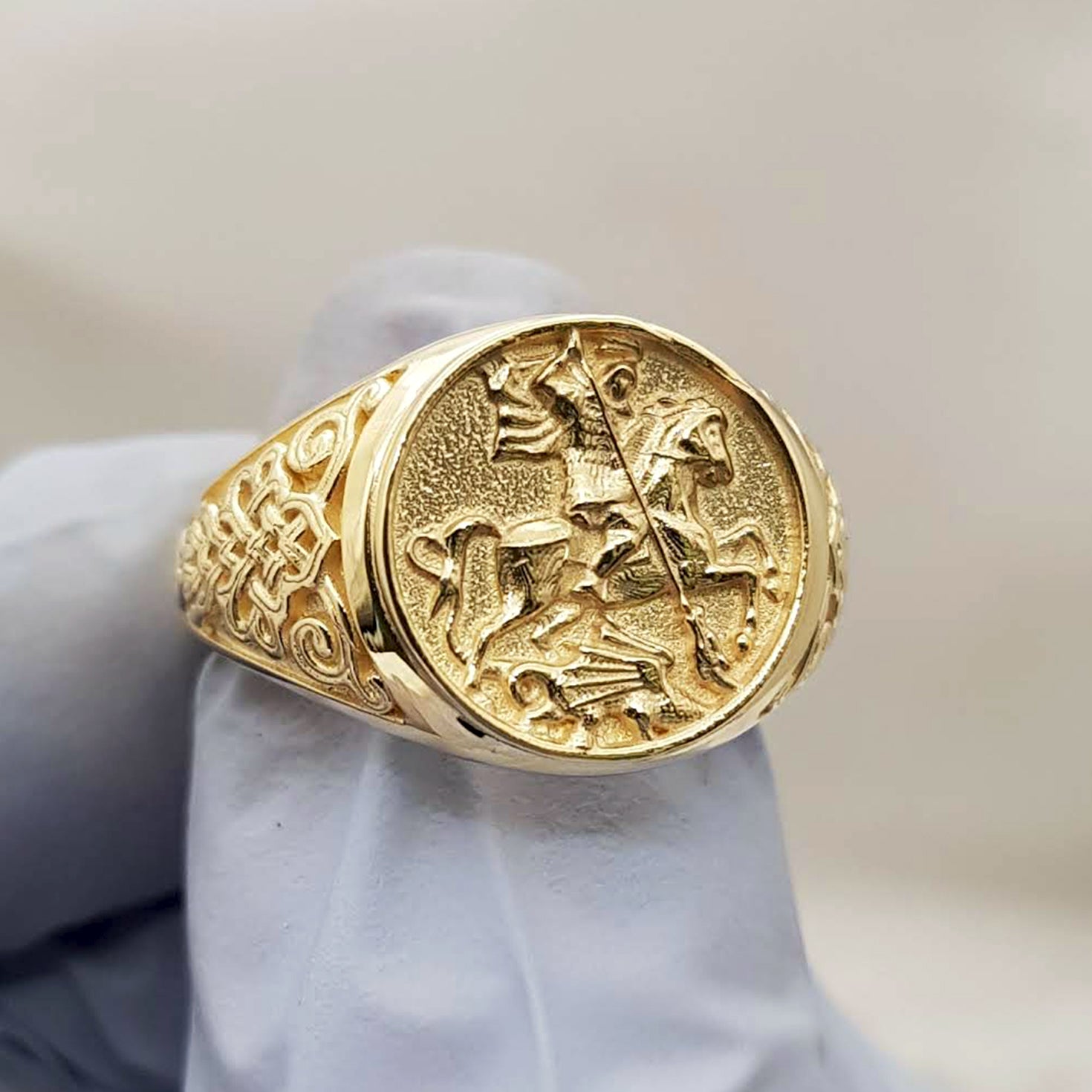 14k 18k gold men's circle st george ring 1