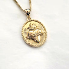 Load image into Gallery viewer, 18k 14k gold sacred heart of jesus necklace pendant 1 for men and women
