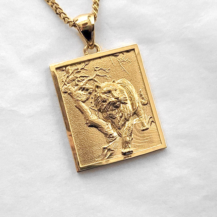 men's tiger pendant necklace in 14k and 18k gold with a rectangular shape